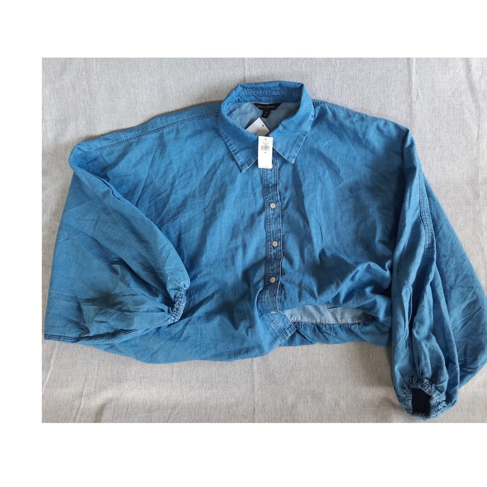 Banana Republic Womens Medium Baggy Chambray Button Shirt Long Sleeve Top Blouse